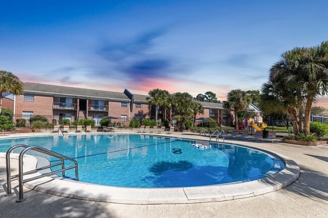 Townsend Apartments in Jacksonville, FL - Foto de edificio - Building Photo