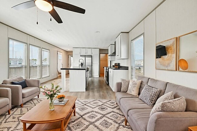 property at 1606 Fox Dr