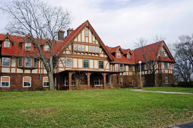 The Cottage Senior Living in Fergus Falls, MN - Foto de edificio - Building Photo