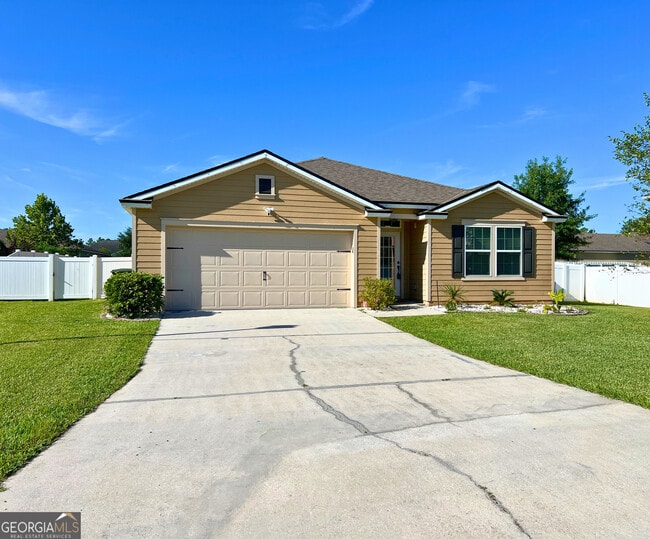 204 Hayworth Ct in Kingsland, GA - Building Photo - Building Photo