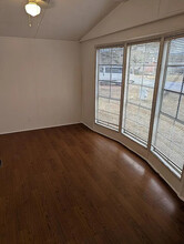 7102 Cowpoke Trl in Lago Vista, TX - Building Photo - Building Photo