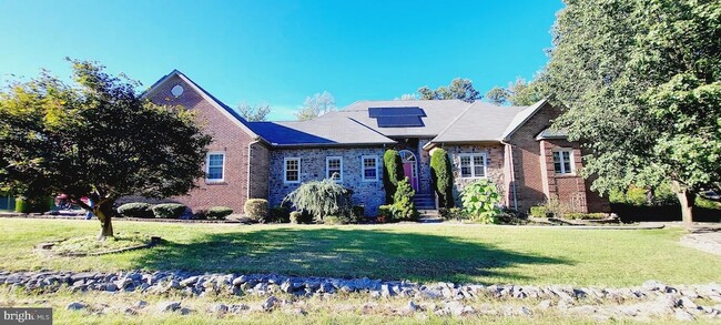 property at 9008 Doris Dr