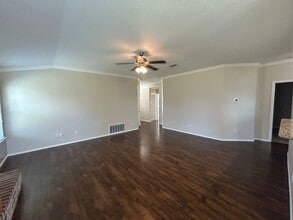 5409 Tama Dr in Waco, TX - Foto de edificio - Building Photo