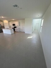 19501 Fairhill Ct in Lehigh Acres, FL - Building Photo - Building Photo