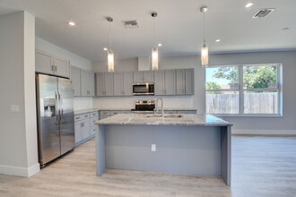 127 NW 9th Ave in Delray Beach, FL - Building Photo - Building Photo