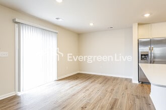 2 Donemere Way in Fountain Inn, SC - Building Photo - Building Photo