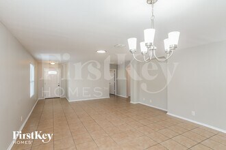 172 Texas Mulberry in San Antonio, TX - Foto de edificio - Building Photo