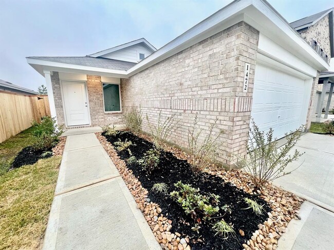 1472 Cactus Rose Dr in Conroe, TX - Foto de edificio - Building Photo