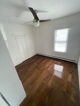 183 Connors St, Unit 1 in Gardner, MA - Foto de edificio - Building Photo