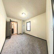 2716 Maple St in Des Moines, IA - Building Photo - Building Photo