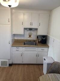 221 Keller Ave, Unit Upper apartment photo'