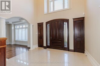 1326 Terrace Ridge Dr in Ottawa, ON - Building Photo - Building Photo