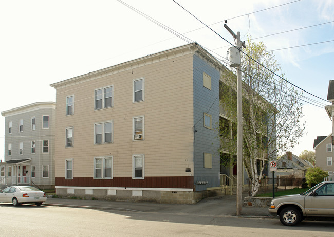 170 Conant St in Manchester, NH - Building Photo - Building Photo