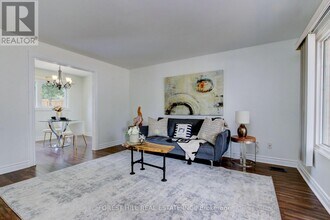 5 Pennywood Rd in Brampton, ON - Building Photo - Building Photo