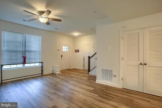 30 Parkview Dr in Carlisle, PA - Building Photo - Building Photo