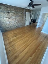 45 E 74th St in Chicago, IL - Building Photo