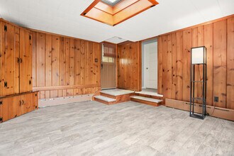 15 Summit Pl in Stamford, CT - Building Photo - Building Photo