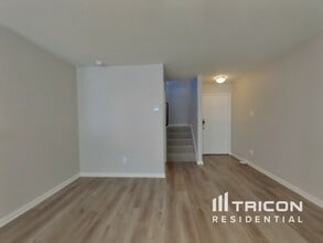 7310 Canyon Lgt in San Antonio, TX - Building Photo - Building Photo