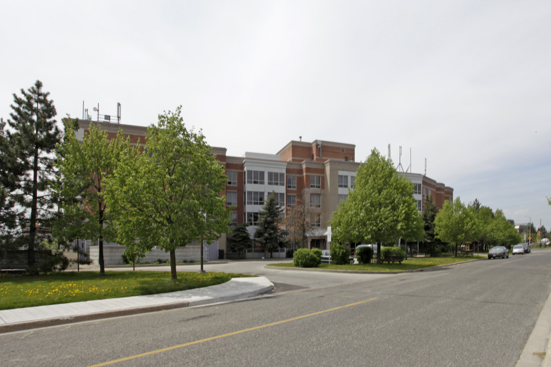 Overbrook Place in Toronto, ON - Building Photo