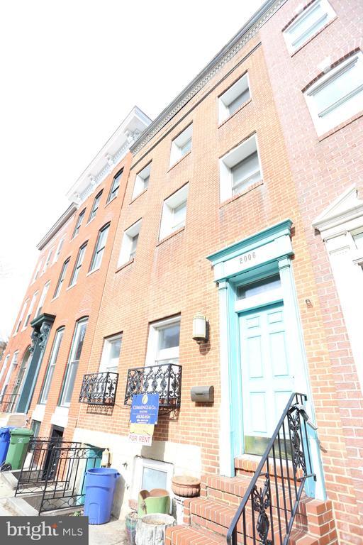 property at 2006 E Pratt St