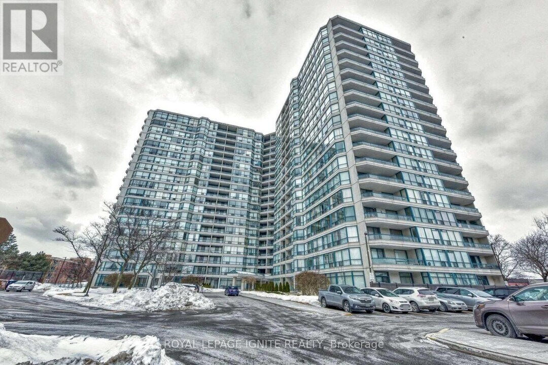 4725-4725 Sheppard Ave E in Toronto, ON - Building Photo