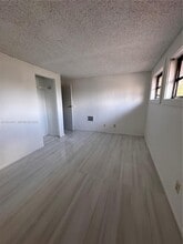 3625 SW 70th Ave in Miramar, FL - Building Photo - Building Photo