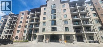 778 Laurelwood Dr in Waterloo, ON - Building Photo