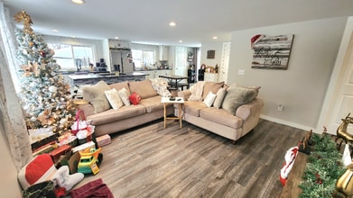 8054 Ortonville Rd in Clarkston, MI - Building Photo - Building Photo