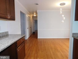 8428 Aubrey Dr in Manassas, VA - Building Photo