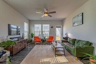 403 Poinsett Bridge Wy in Greenville, SC - Building Photo - Building Photo