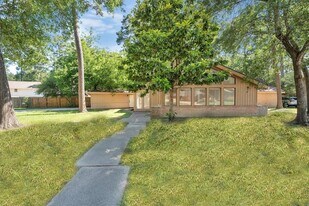 19522 Enchanted Grove Dr in Spring, TX - Building Photo