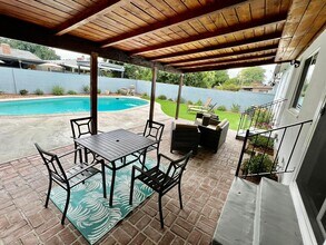 15732 Covello St in Los Angeles, CA - Building Photo - Building Photo