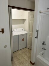 1884 Shawnee Dr, Unit 1884 in Sidney, OH - Building Photo - Building Photo