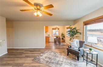 21855 Rd 7 NW in Quincy, WA - Building Photo - Building Photo