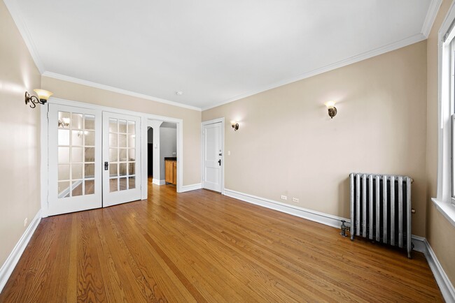 property at 1931 Grove Ave