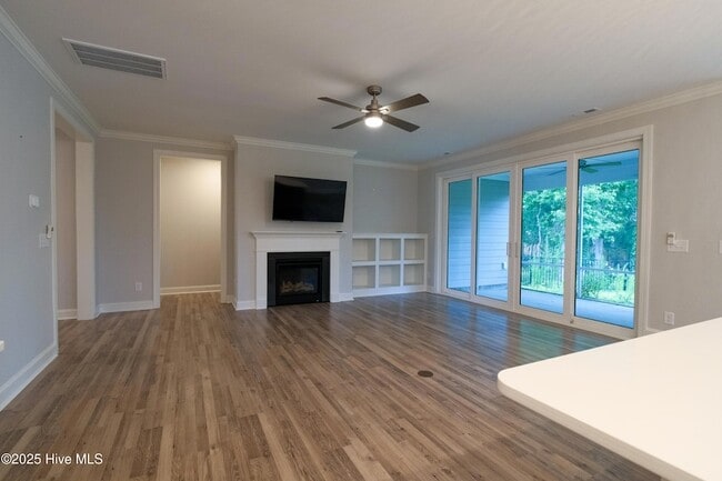 275 Sailor Sky Wy in Hampstead, NC - Building Photo - Building Photo