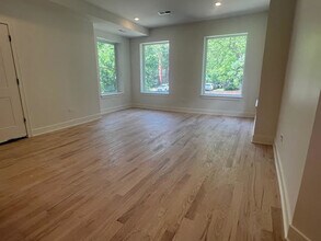 3025 W Ainslie St in Chicago, IL - Building Photo - Building Photo
