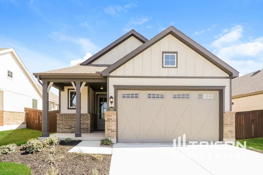 1608 Mexican Heather Dr in Leander, TX - Building Photo