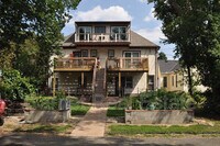 2524 NE Jackson St photo'