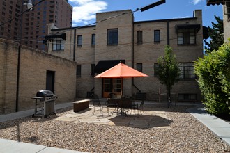 Elegante Apartments in Denver, CO - Building Photo - Building Photo