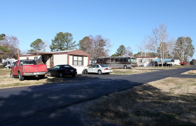 134 Walnut Dr in Garner, NC - Building Photo - Building Photo