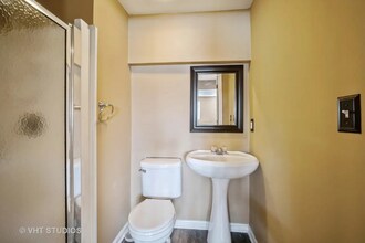3802 Ashley Ct in Rolling Meadows, IL - Building Photo - Building Photo