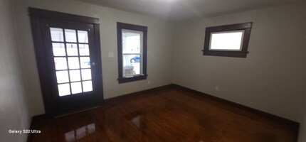 2428 Nill Ave in Dayton, OH - Foto de edificio - Building Photo