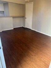 4040 Brown St in Dallas, TX - Building Photo - Building Photo