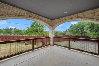 623 Skyline Dr in Kingsland, TX - Building Photo - Building Photo
