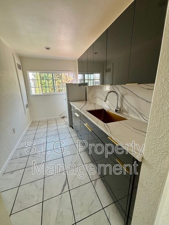 3819 Verdugo Rd in Los Angeles, CA - Building Photo