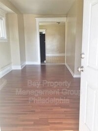 133 E Roosevelt Blvd photo'