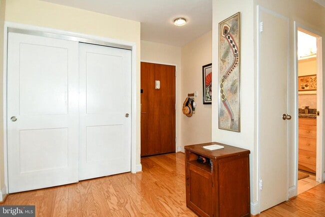 property at 1435 4th St SW