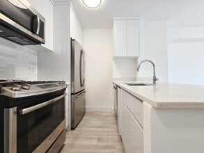 1735 York Ave in New York, NY - Building Photo - Building Photo