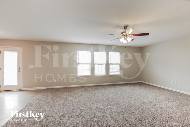 3503 Whitworth Dr in Greensboro, NC - Foto de edificio - Building Photo